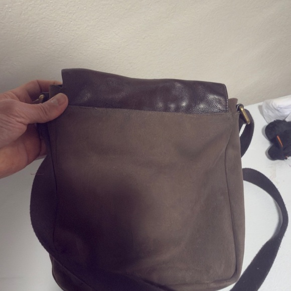 Fossil Dark Brown Leather Messenger Bag - Picture 3 of 4